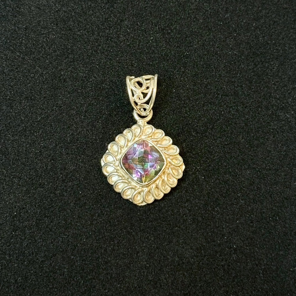 Stunning Vintage Mystic Topaz Pendant Set in 925 Sterling Silver